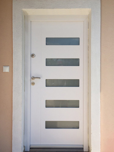 Acel biztonsagi ajto burkolattal 10 ev garanciaval egyedi meretben es szinben a Nivotol v2